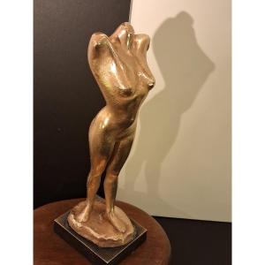 Bronze , nu féminin  , acéphale  " Mouvement " signé sur la base  G.Vieillevie  XXème