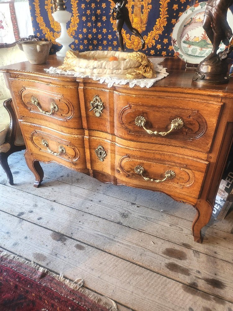 Louis XV Chest Of Drawers