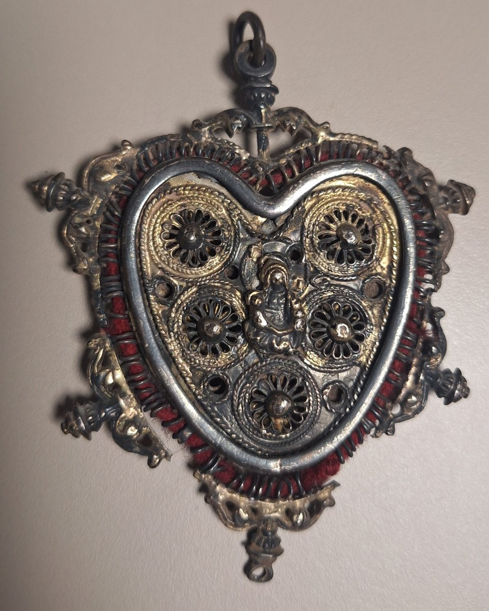 Médaillon en laiton argenté et doré en forme de cœur -photo-2