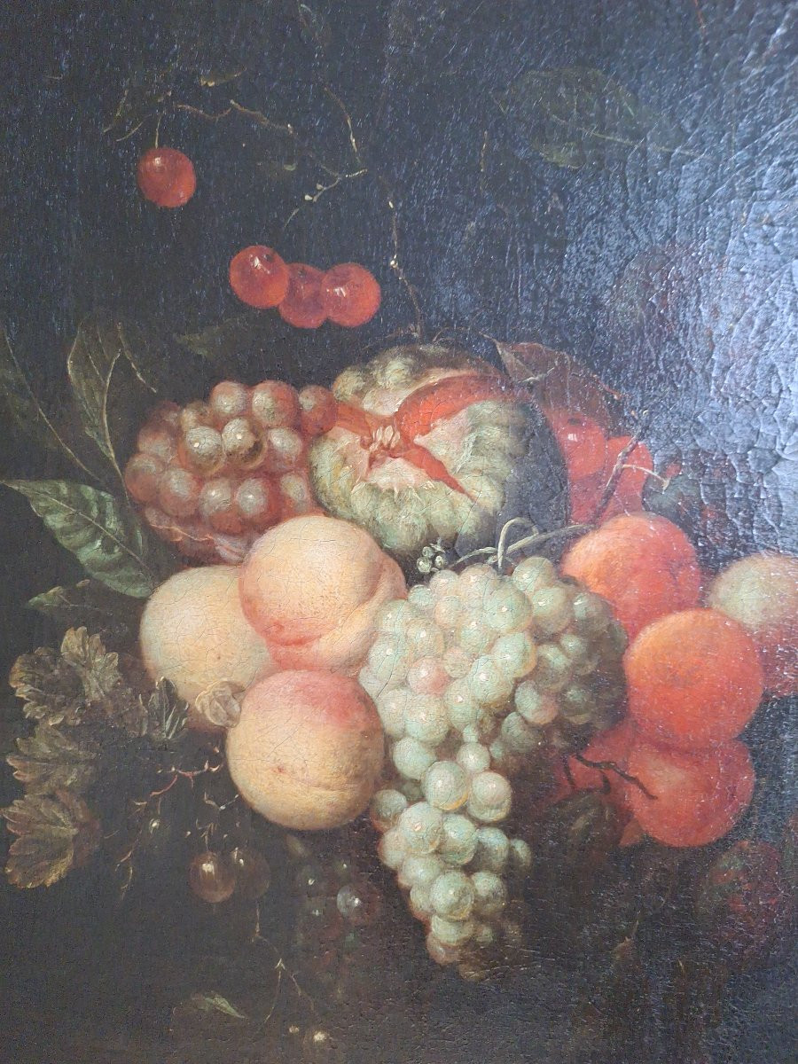École hollandaise fin XVII, nature morte aux raisins, agrumes, cerise et papillons-photo-3