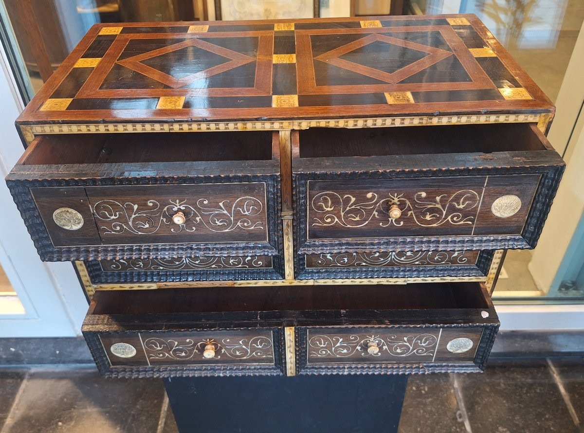 Italian Cabinet With Six Drawers, 17th Century -photo-2