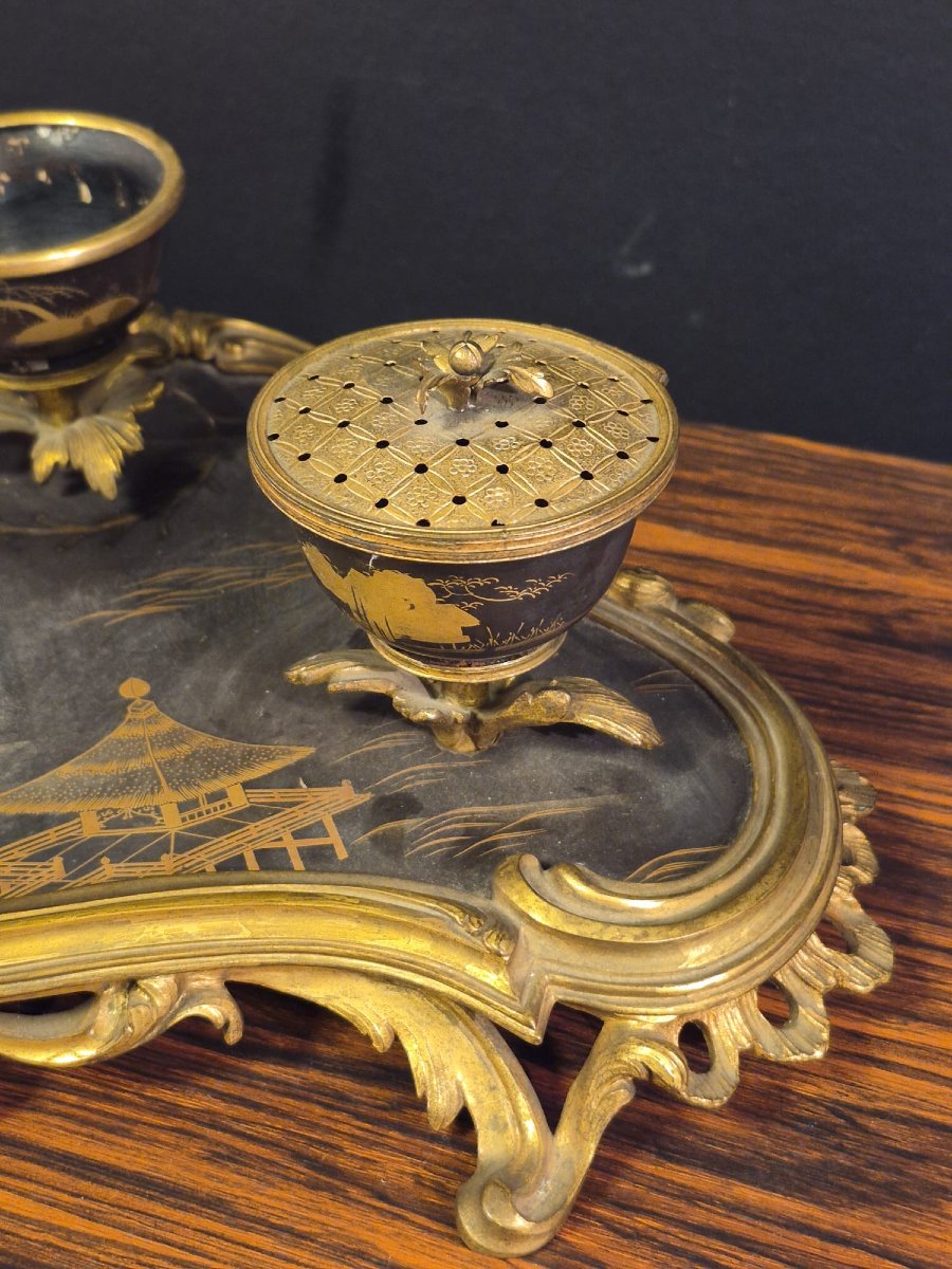 Encrier de style Louis 15 en laque de Chine et bronze doré époque Napoléon III -photo-2