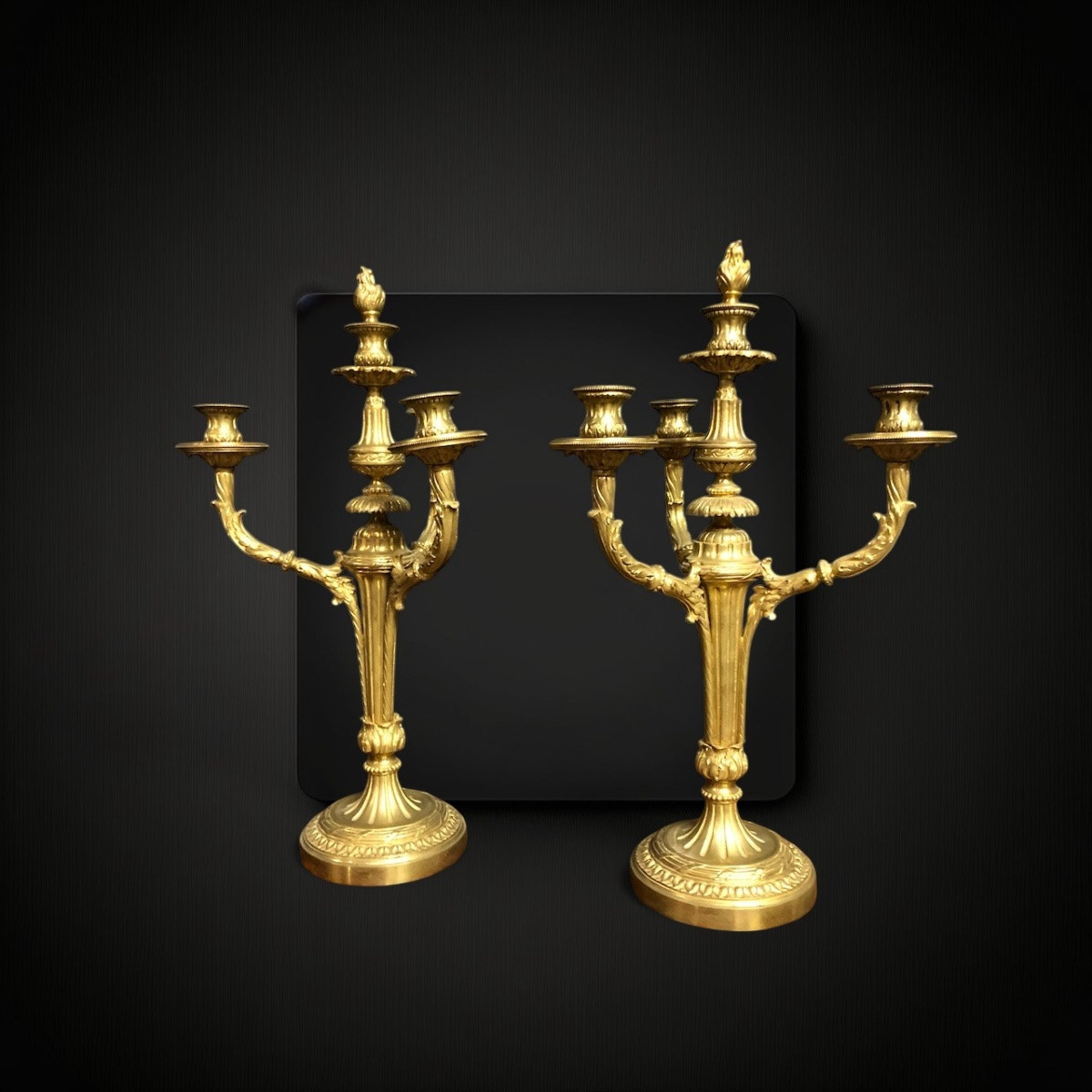 Paire de candélabres en bronze-photo-3