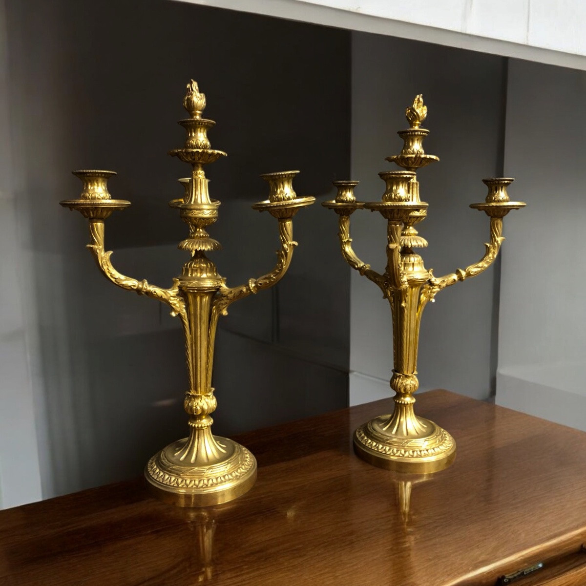 Paire de candélabres en bronze-photo-4