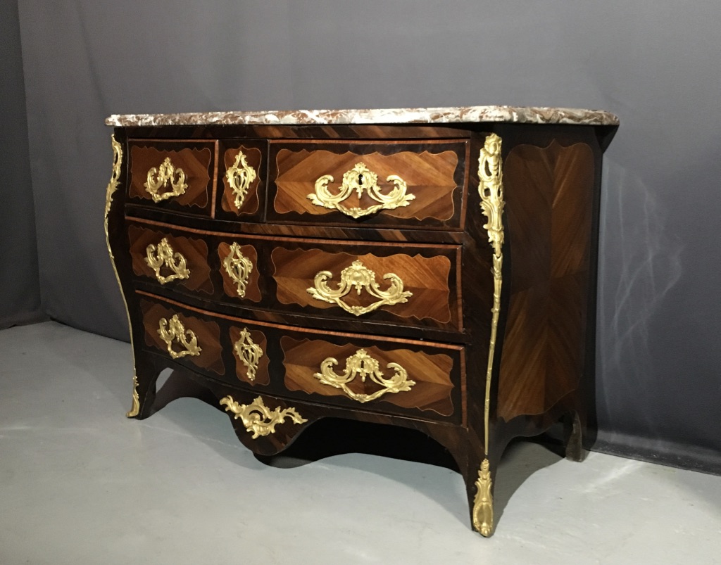 Dresser 18th Century, Stamped-photo-3