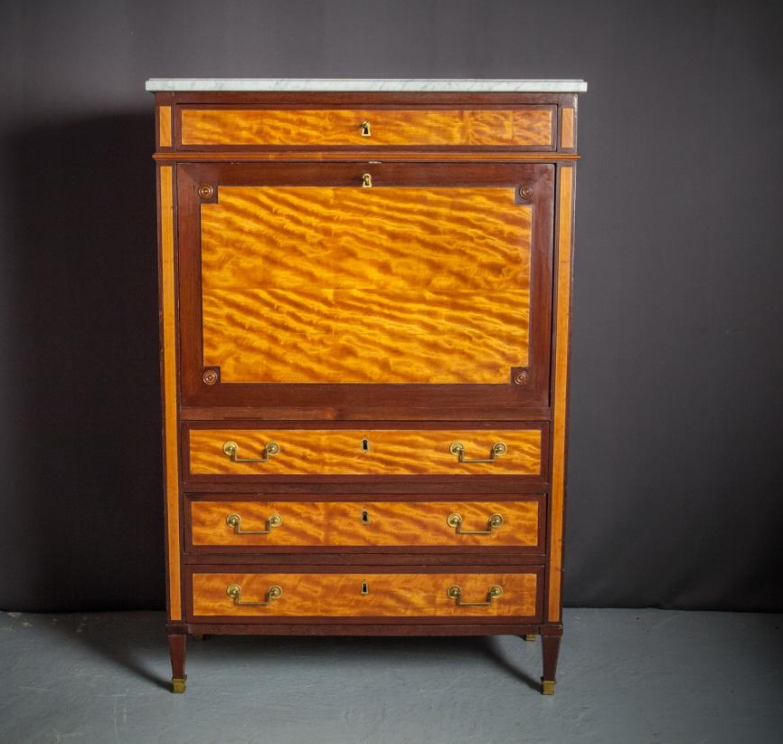 Two-tone Veneer Secretary-photo-1