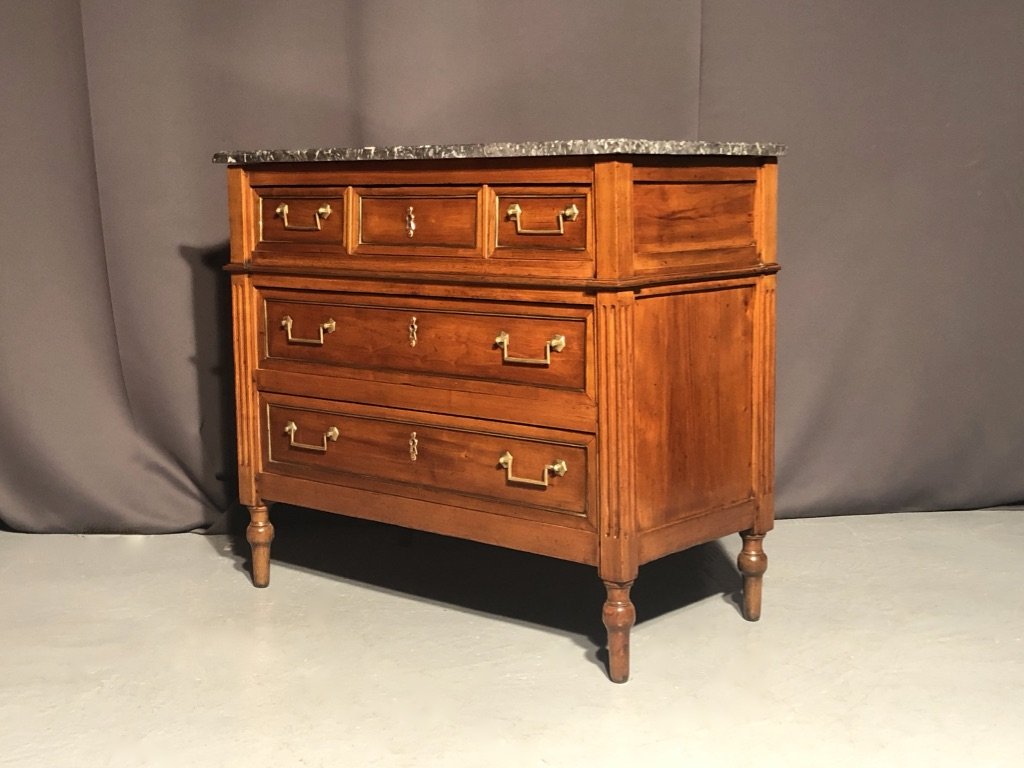 Petite Commode Louis XVI En Noyer, à Décor De Quart De Rond De  Laiton-photo-1