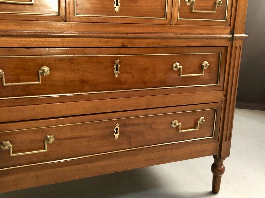 Small Louis XVI Commode In Walnut, Decor Quarter Brass Round-photo-4