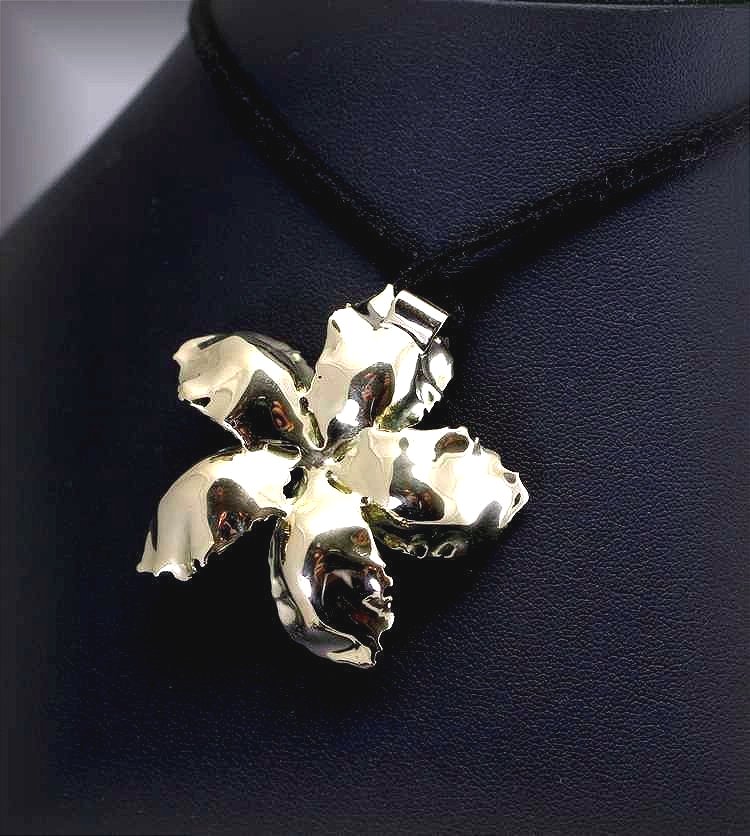 Gold And Diamond Pendant - 20 G 20 Solid - 4.5 Cm -photo-2