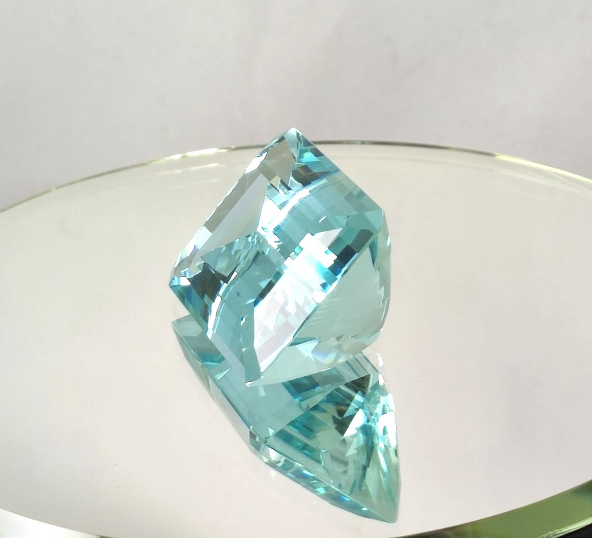Aquamarine 54.70 Ct-photo-3