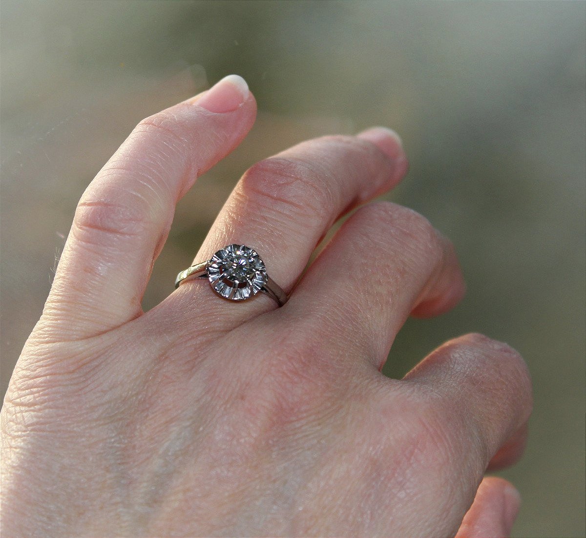 Solitaire or et platine, diamant + 0.60 ct-photo-2