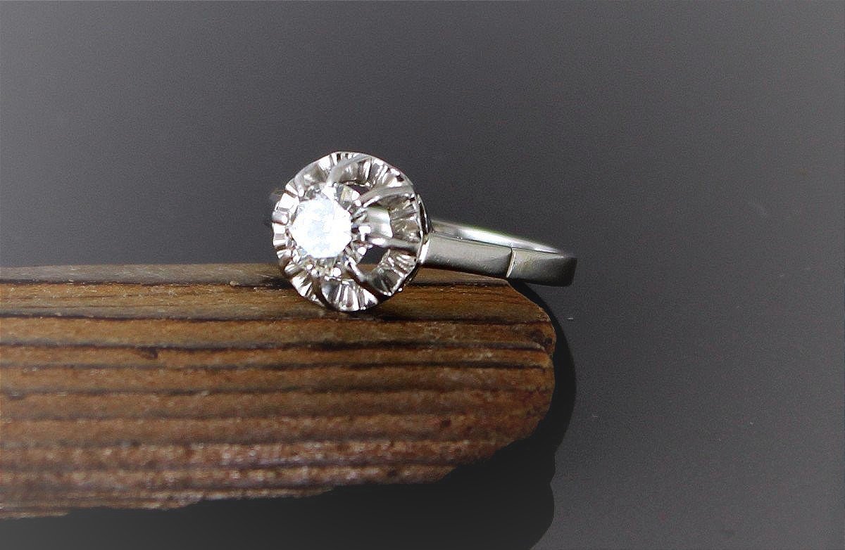 Solitaire or et platine, diamant + 0.60 ct-photo-5