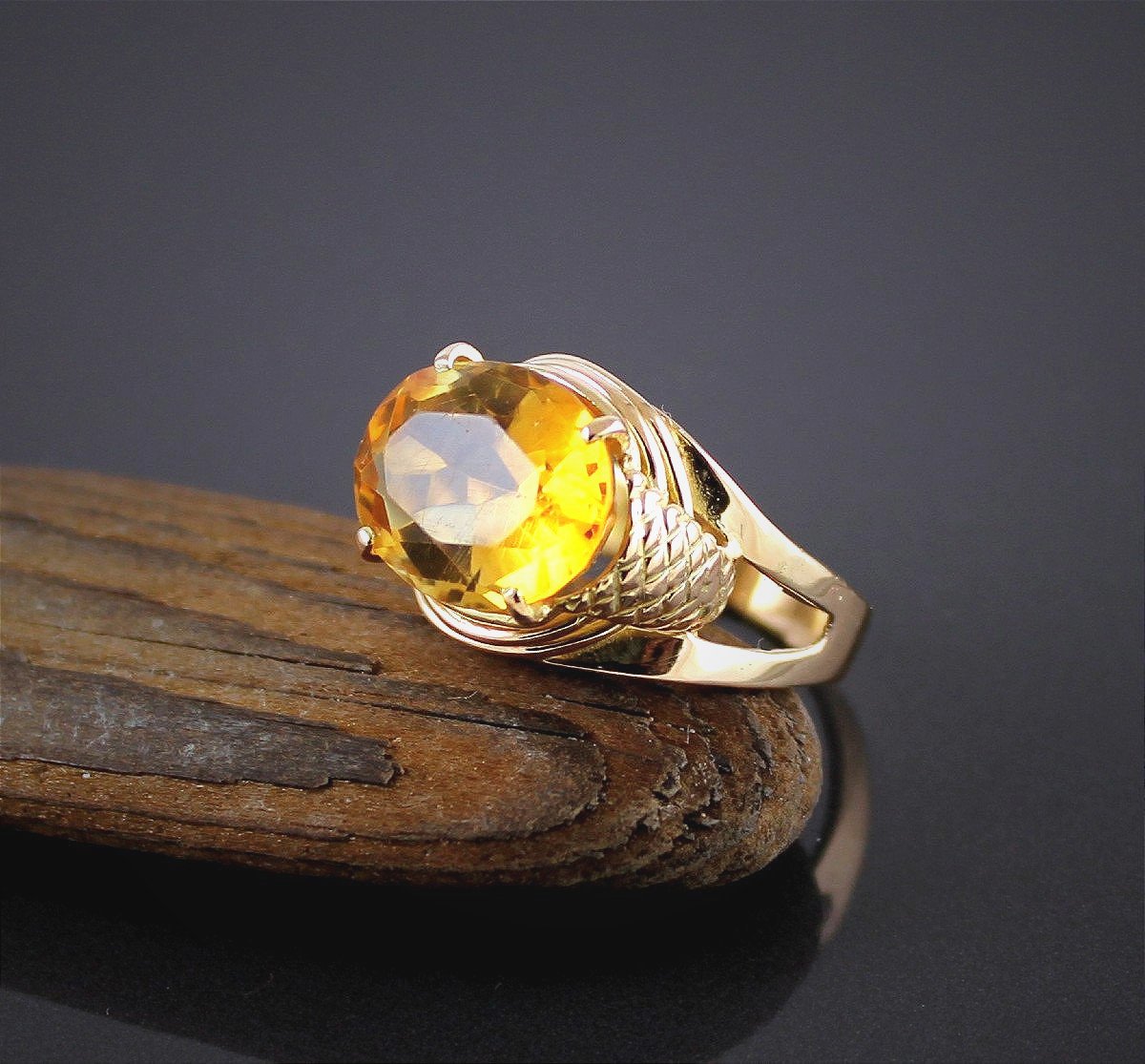 Gold And Citrine Ring-photo-4