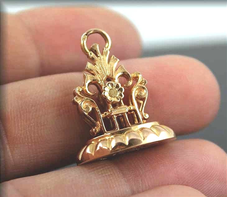 Pendentif - cachet or XIX eme-photo-2