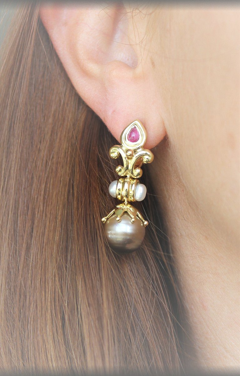 Gold, Tourmaline And Tahiti Pearl Earrings-photo-3