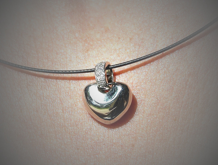 Gold And Diamond Pendant - Beheyt Jewels- Value €1950