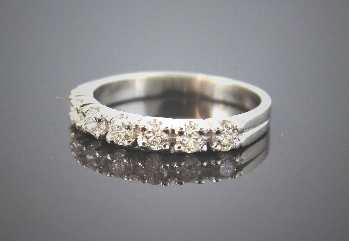 Half Wedding Band In Gold, Diamond +/- 0.45 Ct-photo-2