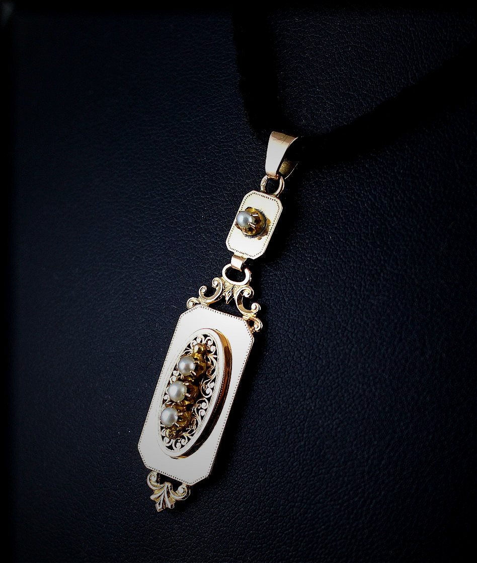 Gold Pendant - Napoléon III