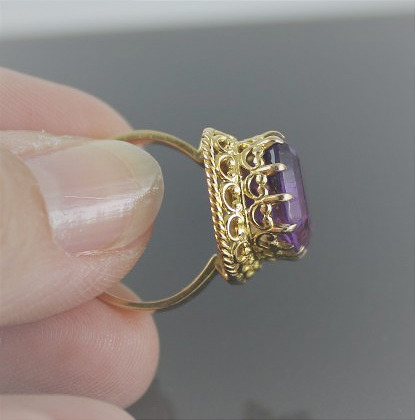 Gold And Amethyst Ring-photo-1