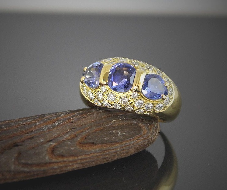 Gold Ring With Sapphires And Diamonds-photo-2