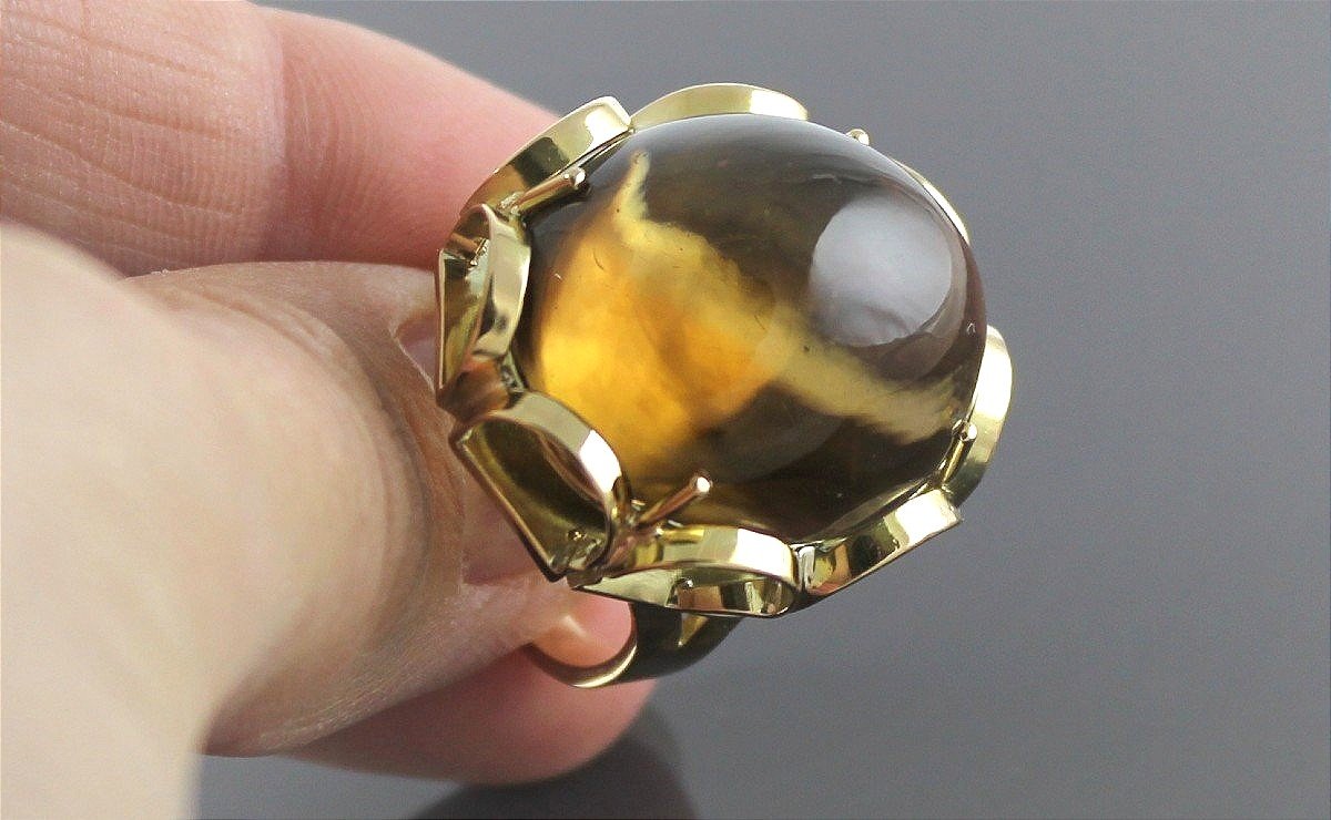 Gold Ring  With A Large Cabochon-cut Citrine