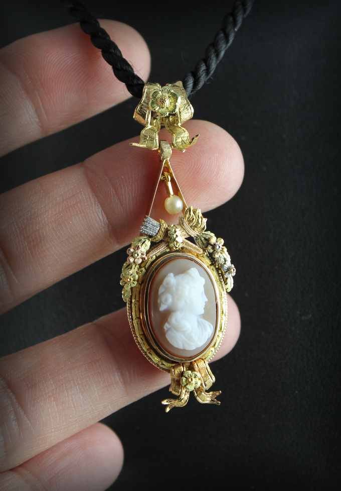 Napoleon 3 Pendant