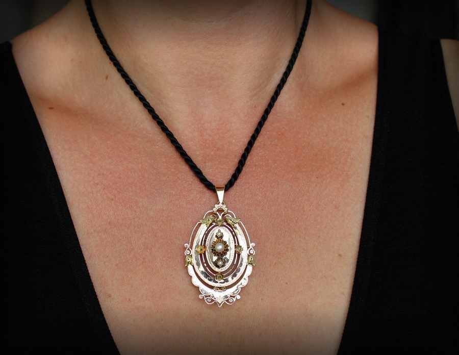 Pendant - Napoleon III Gold Brooch-photo-3