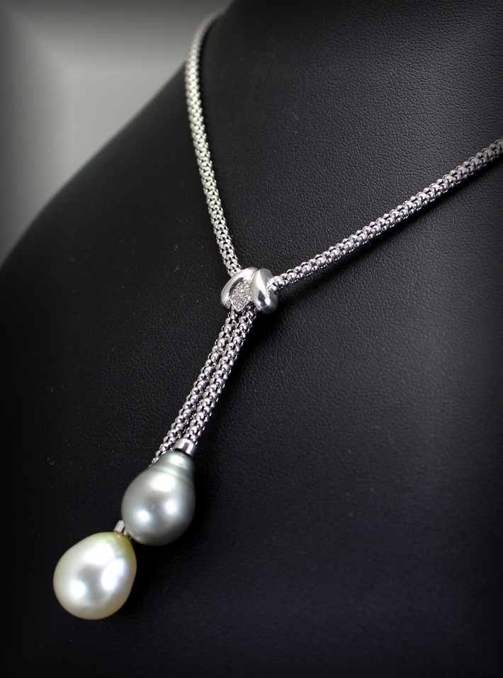 Collier Or -Importante Perle De Tahiti Et Mers Du Sud- (15 mm x12 mm)-photo-3