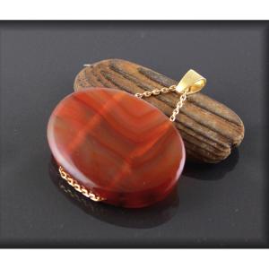 Gold And Agate Pendant