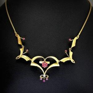 Gold And Ruby Necklace - 17 G