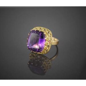 Gold And Amethyst Ring