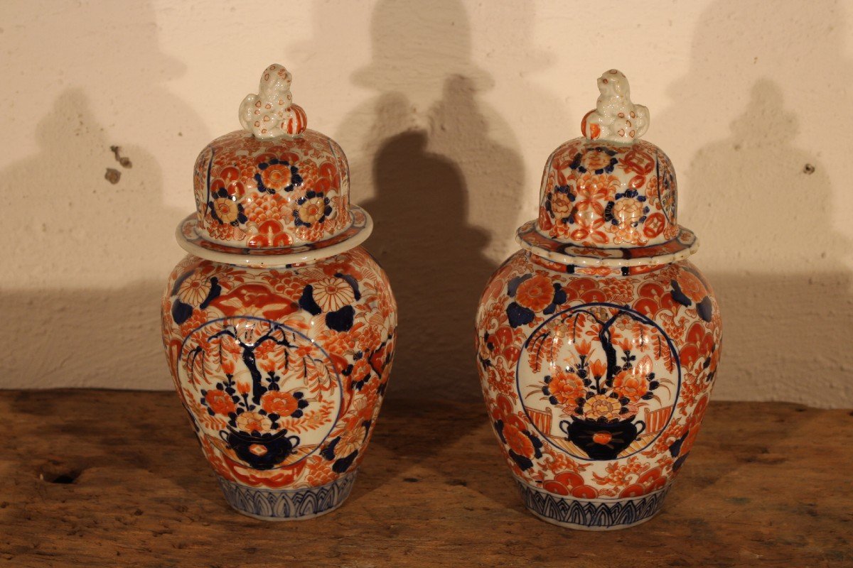 Paire De Pots D’imari