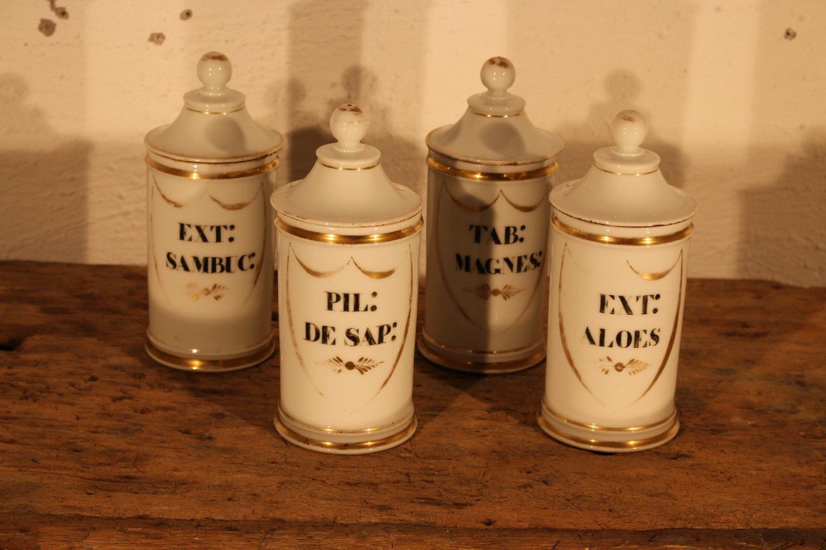 Porcelain Medicine Jars-photo-2