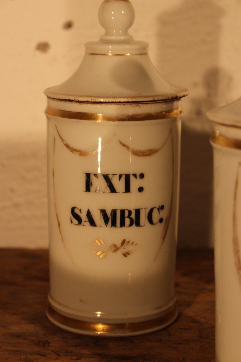 Porcelain Medicine Jars-photo-3