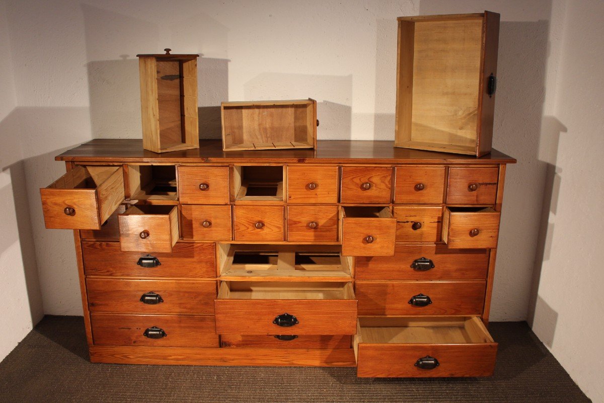 Apothecary Trade Furniture