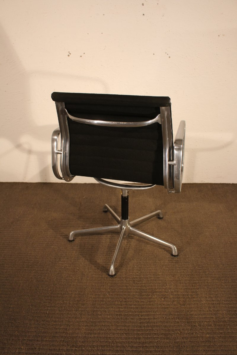 Beautiful Set Of 8 Eames Armchairs-photo-3