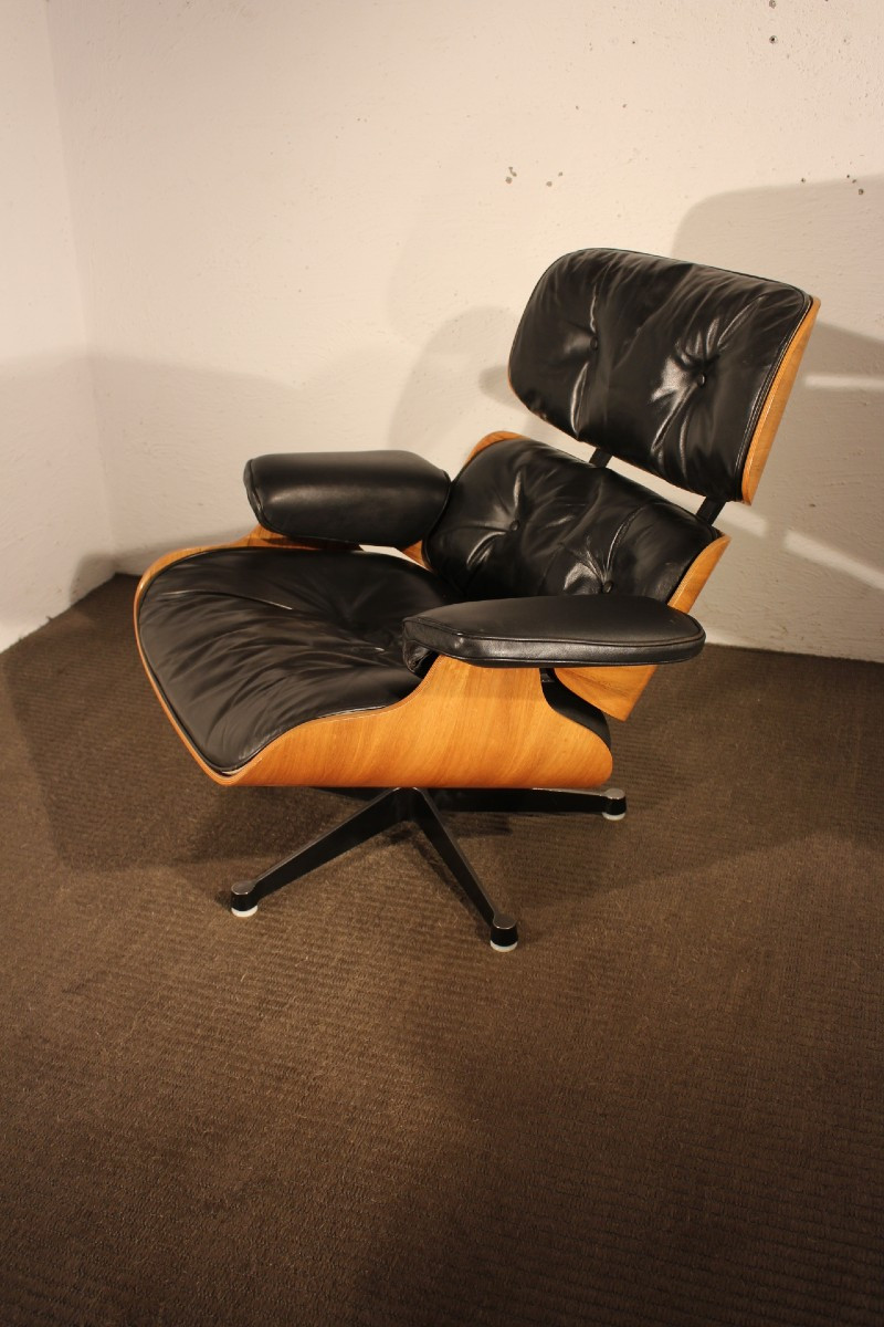  Fauteuil Charles Eames
