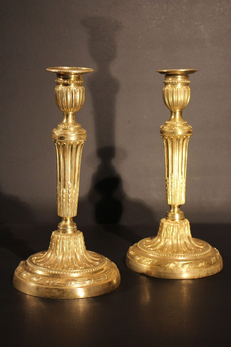 Paire de bougeoirs Louis XVI