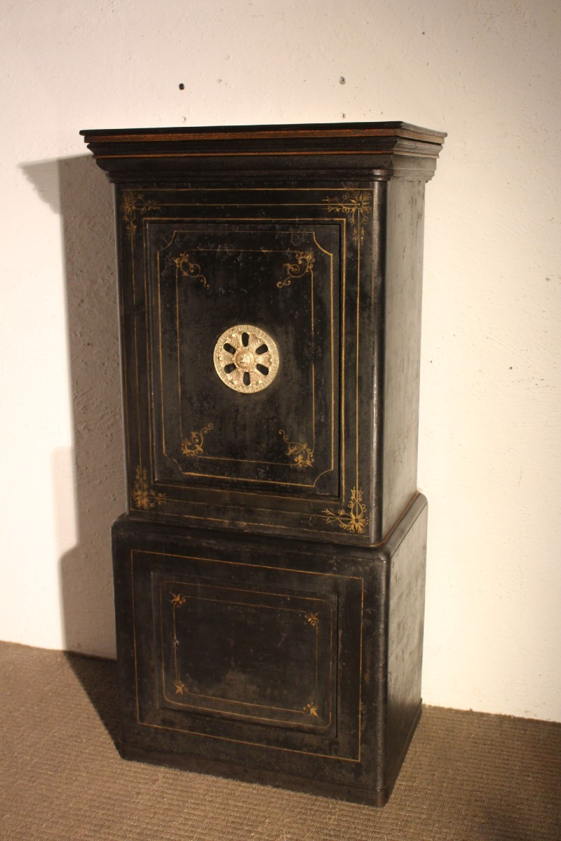 Coffre-fort 19e siècle