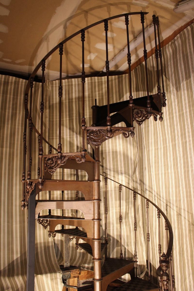  19th Century Spiral Staircase-photo-2