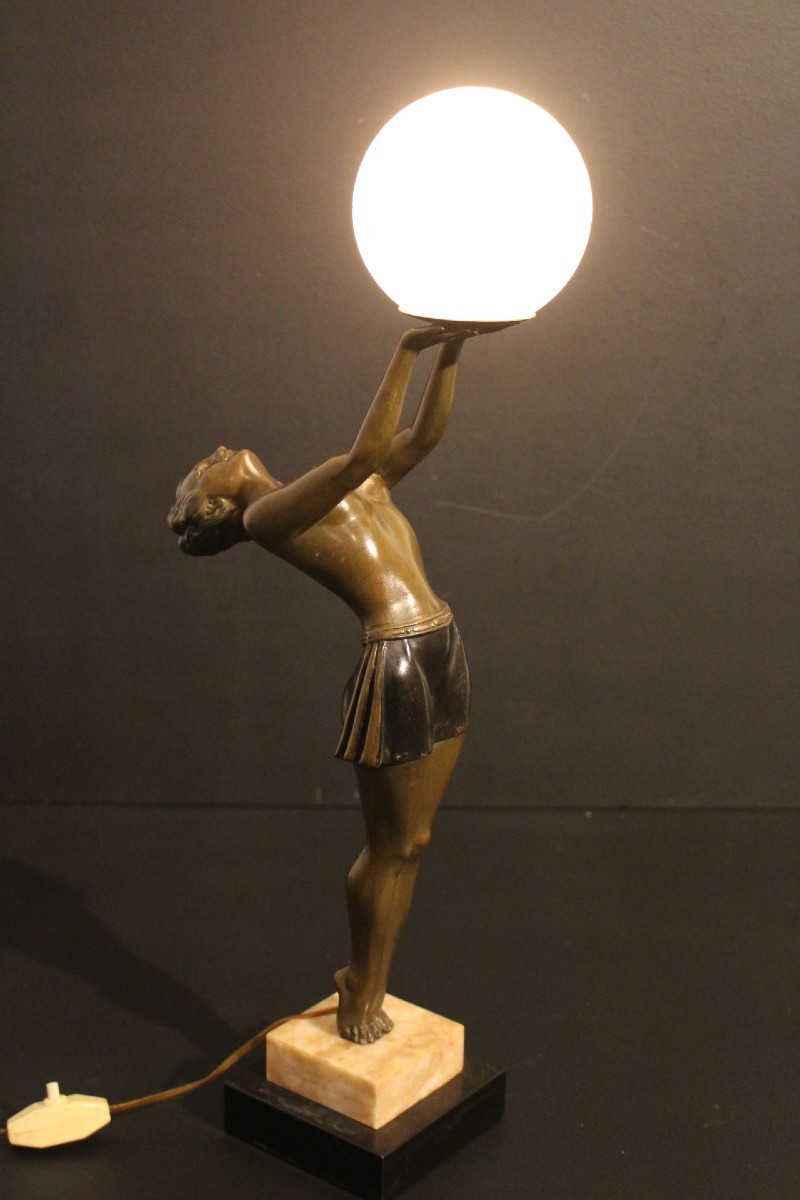 Art Deco Lamp