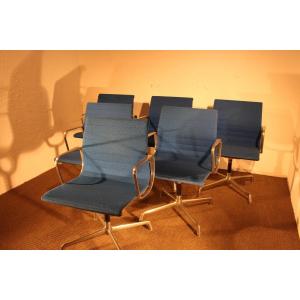  Eames Armchair Set