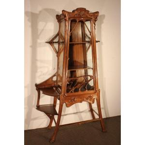  Art Nouveau Display Case By Louis Majorelle