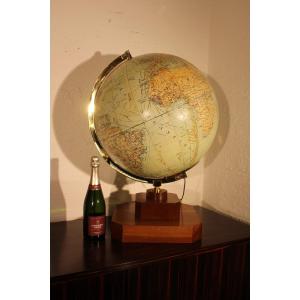Girard Barrière's Large Globe