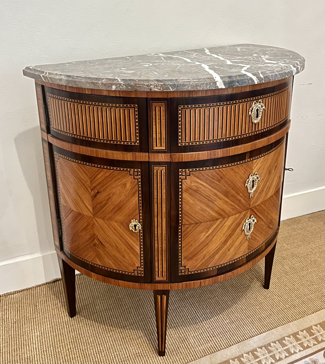 Demi-Lune commode époque Louis XVI-photo-4
