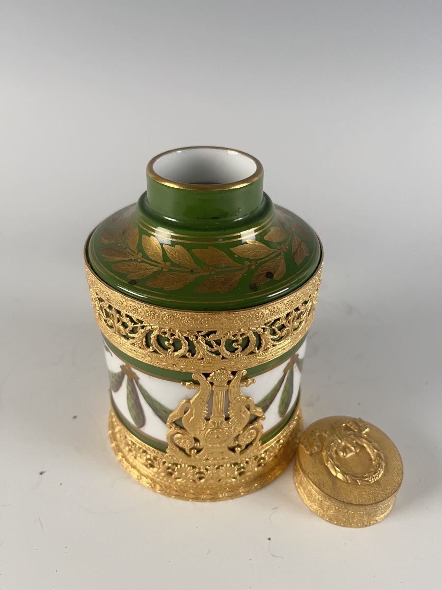Sèvres Porcelain Bottle-photo-2