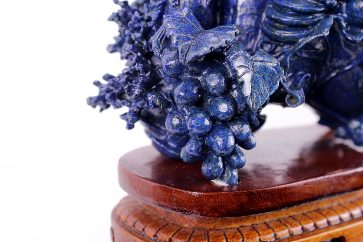 Sculpture en lapis-lazuli « Bouddha avec des enfants », Chine, première moitié du XXe siècle-photo-3