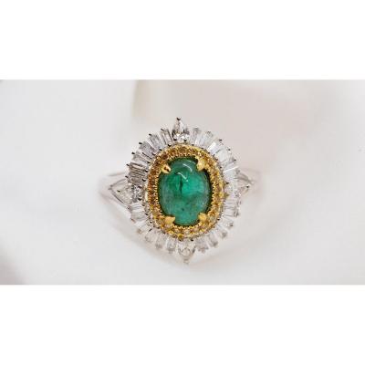 Pompadour Ring From The 60s In Two-tone Gold And Emerald Cabochon