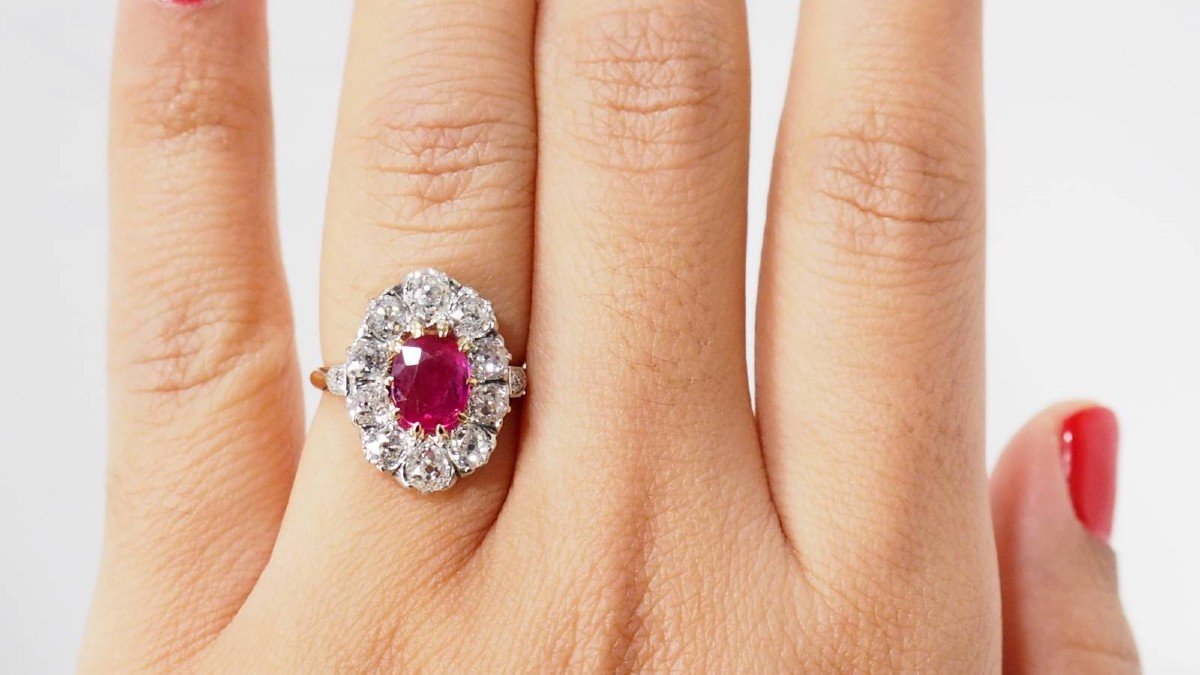 Pompadour Ring In Two-tone Gold, Natural Ruby And Diamonds-photo-2