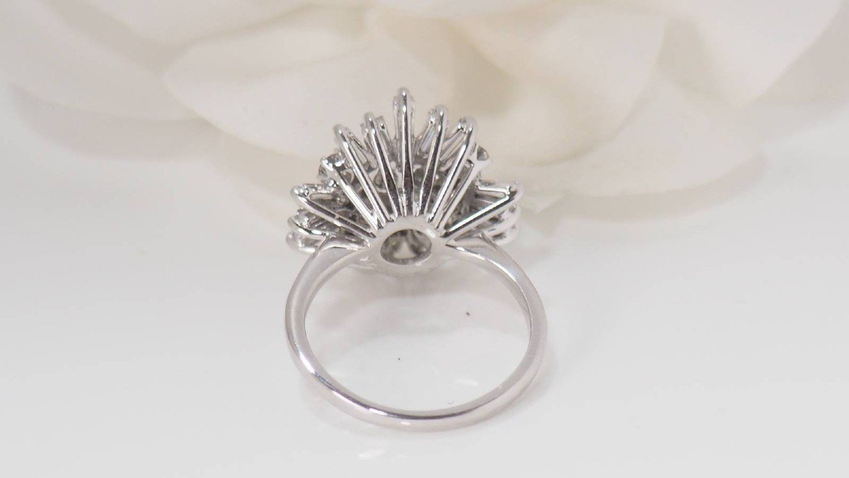 Vintage Ring In White Gold And Diamonds-photo-1